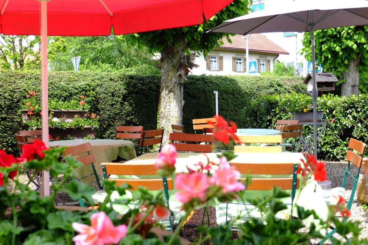 Hotel Loewen Kirchzarten Exterior photo